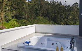 Mirador samsara Suite vista al bosque 25 mt2